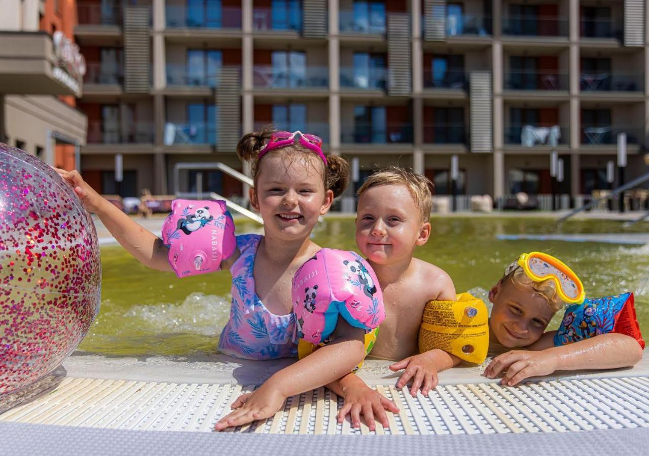 Hotel Akvamarin Bešeňová Exterior foto